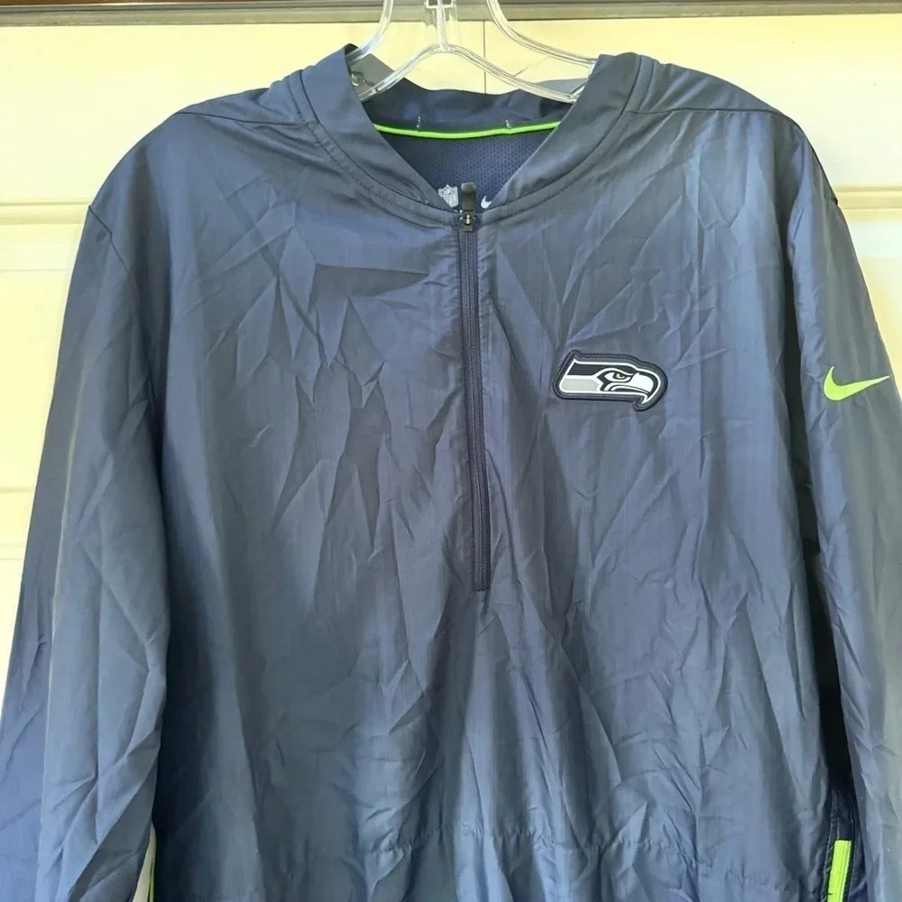 Nike NFL On Field Apparel Seattle Seahawks Windbreaker Men’s size Medium - Picture 2 of 12